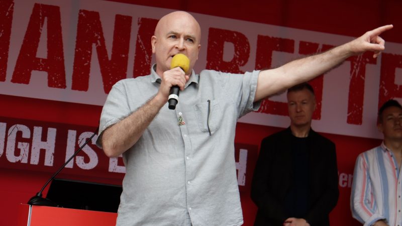 Mick Lynch speaking at a rally