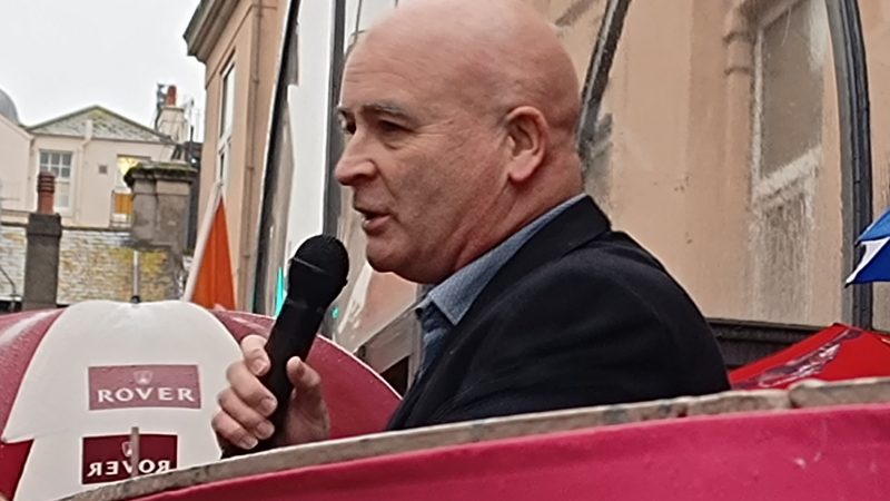 Mick Lynch speaking at the CWU strike rally
