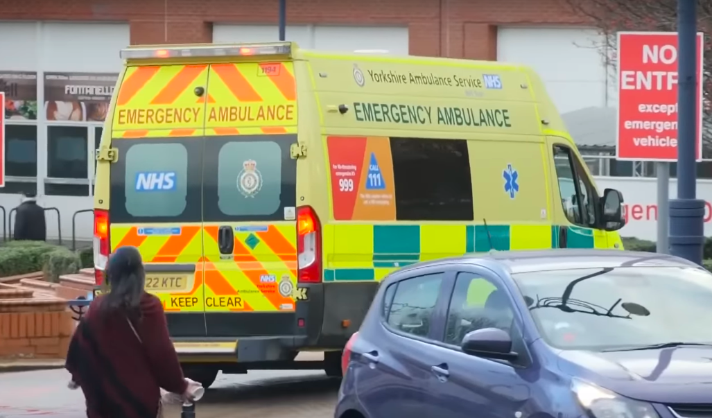NHS spending over £1 million a week on private ambulances for 999