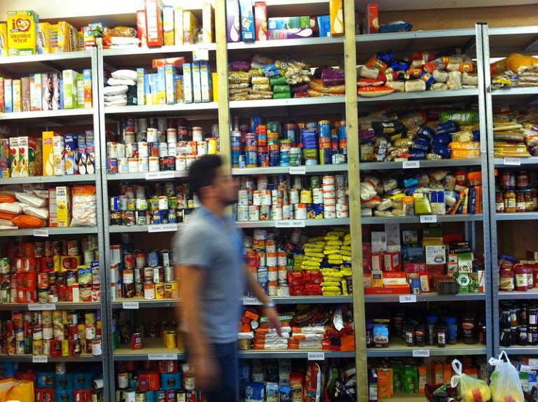Food bank Universal Credit