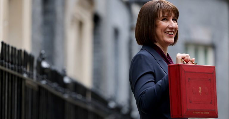 Chancellor Rachel Reeves with the budget briefcase