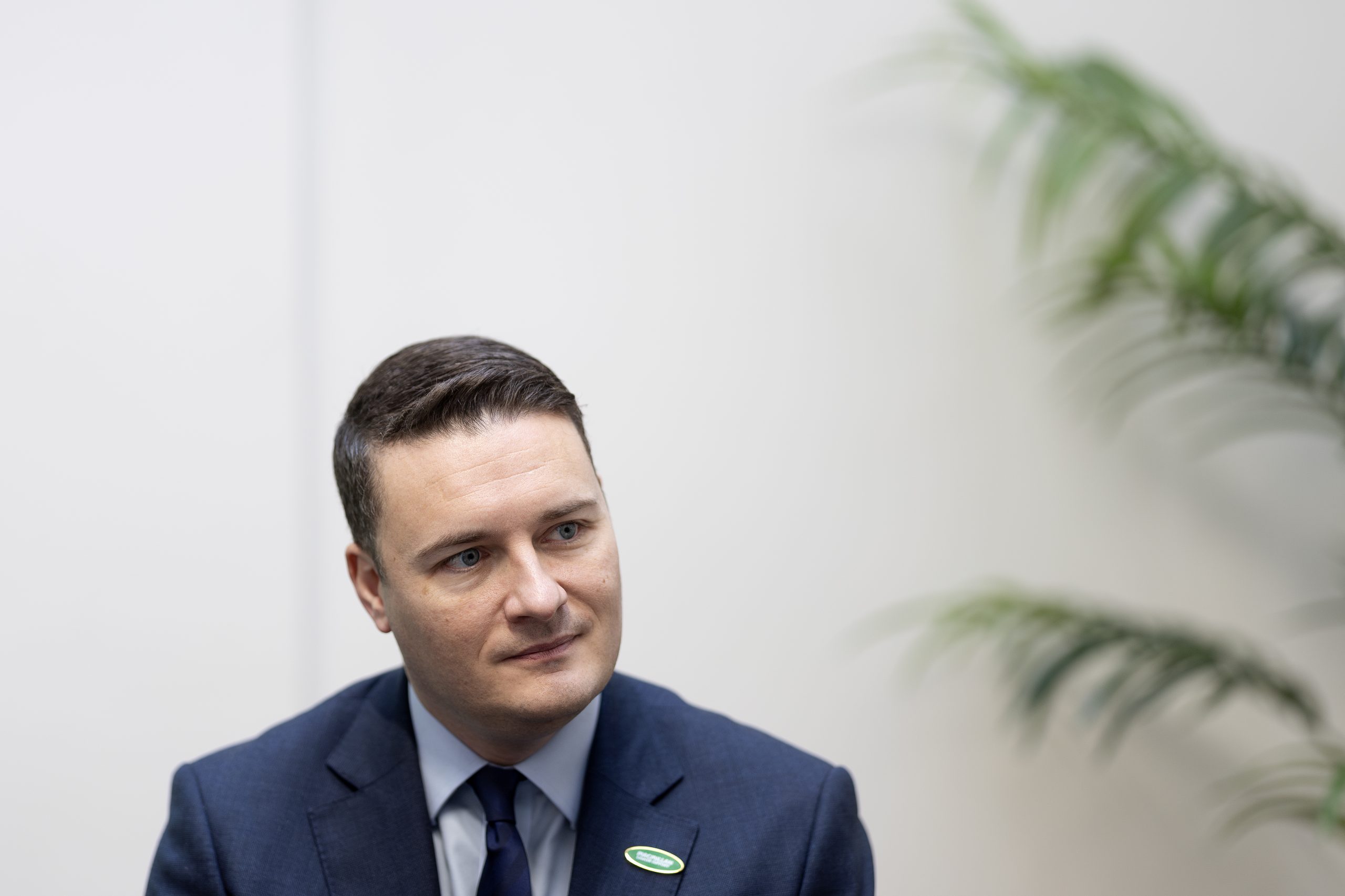 Manchester mayor faces high risk of defeat in Makerfield by-election