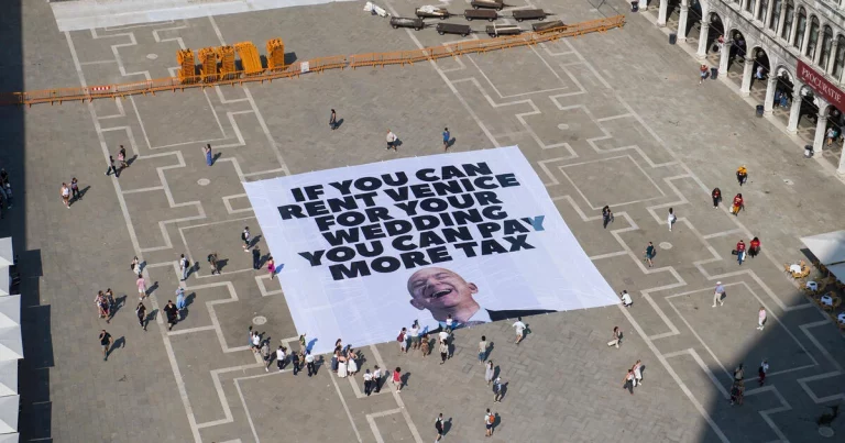 A photo of Everyone Hates Elon and Greenpeace Italy's anti-Bezos poster