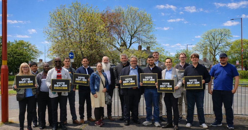 Richard Tice posted an AI-manipulated photo of campaigners